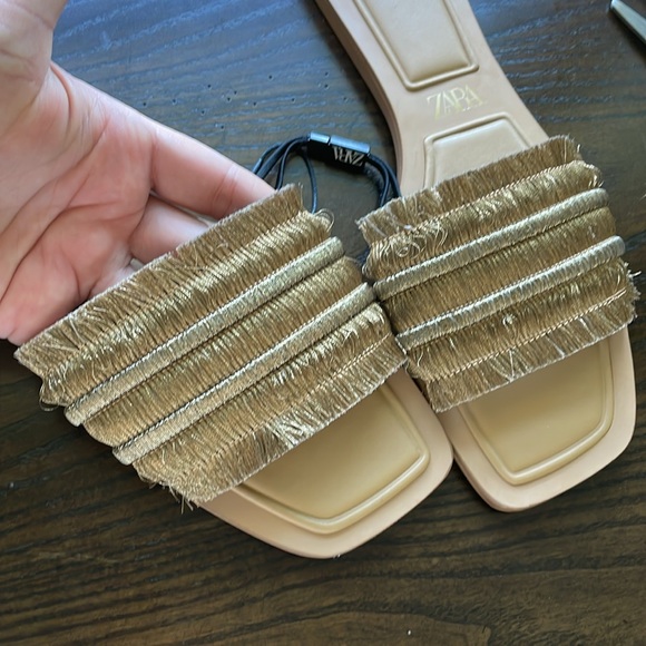 Zara Flat Sandals With Fringe Square Toes Golden - Picture 9 of 12